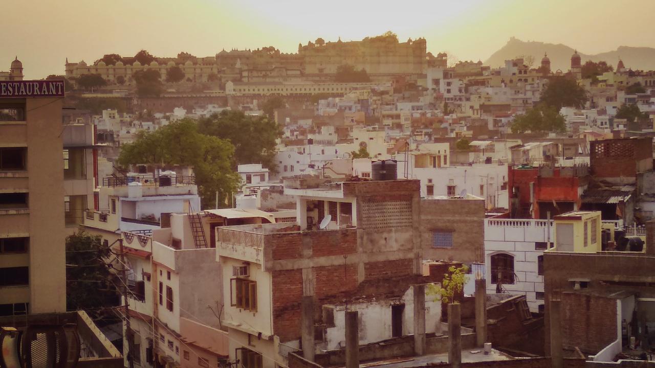 Eltravo - Hostel Udaipur Bagian luar foto